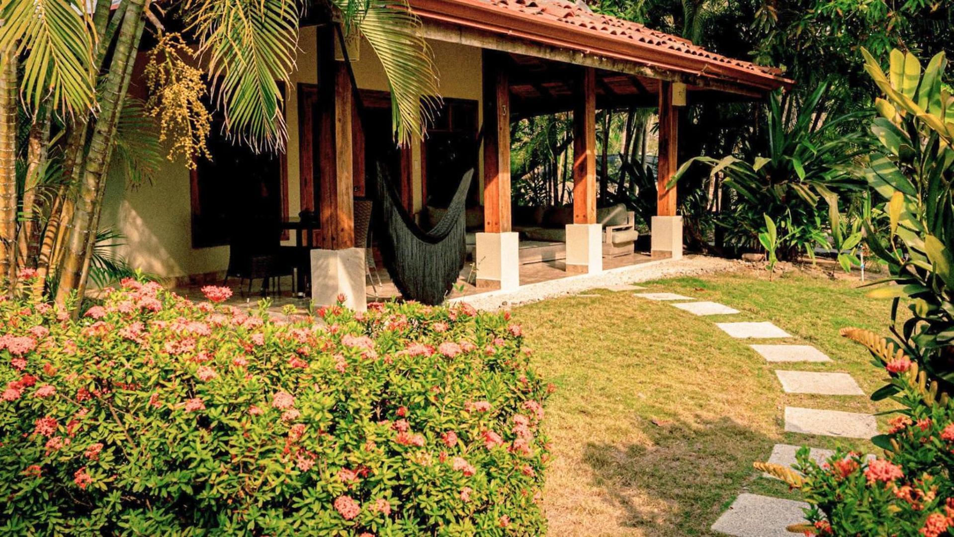 Playa Cielo Beachfront - Santa Teresa, Costa Rica Hotel 3*