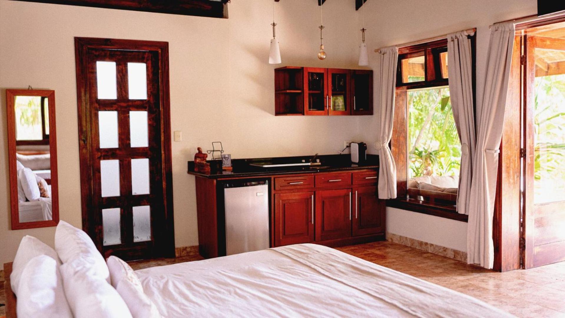 Playa Cielo Beachfront - Santa Teresa, Costa Rica